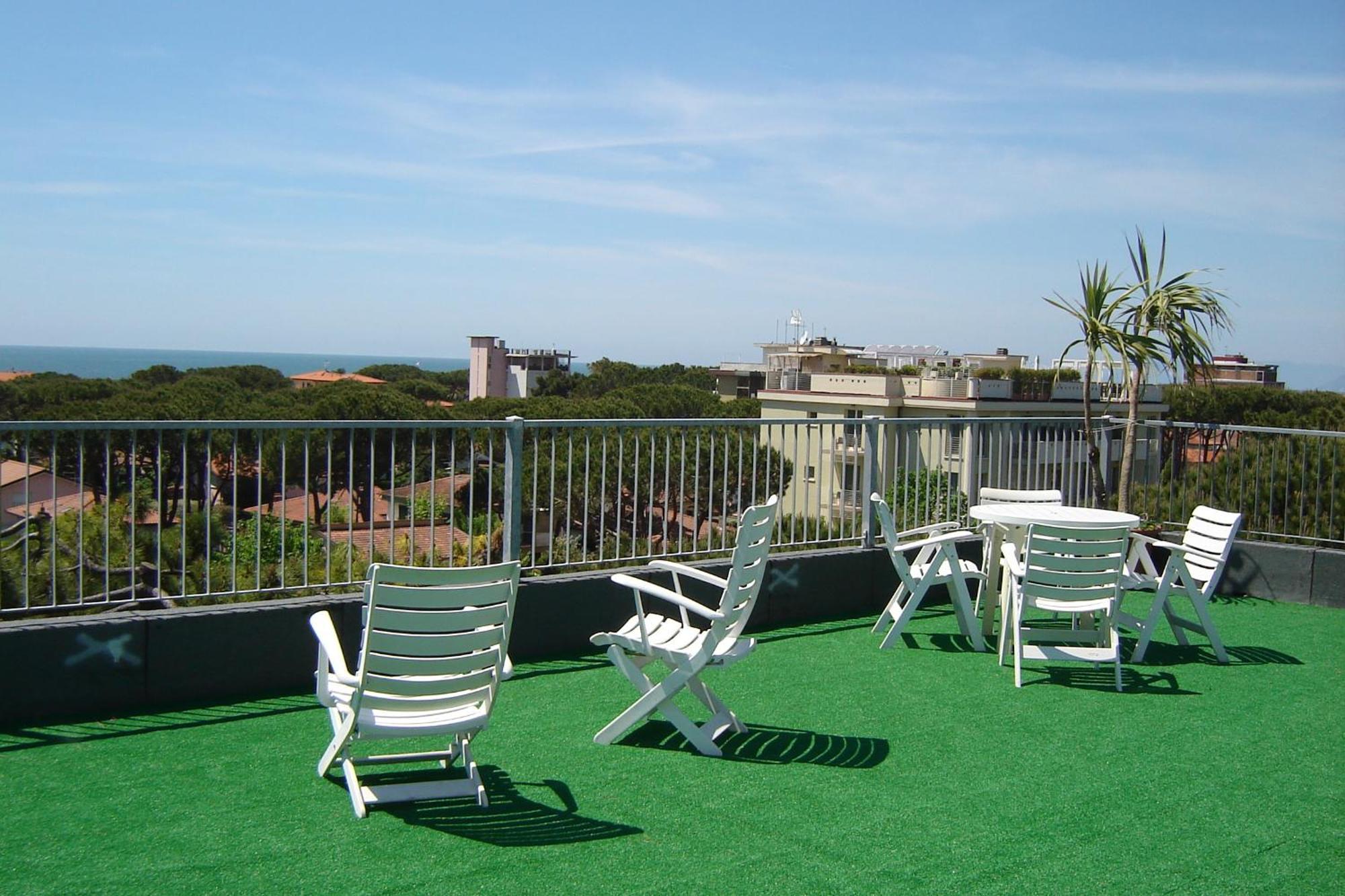 Hotel Mediterraneo Marina di Pietrasanta Exterior foto