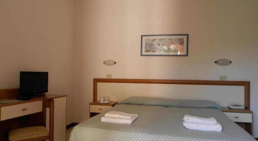 Hotel Mediterraneo Marina di Pietrasanta Exterior foto